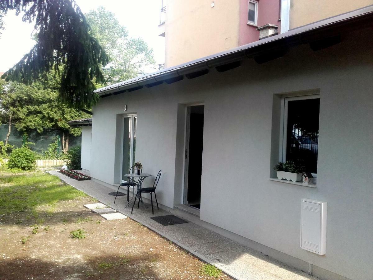 Kucica Kutcitsa - Small House With Free Parking Zagreb Exterior photo